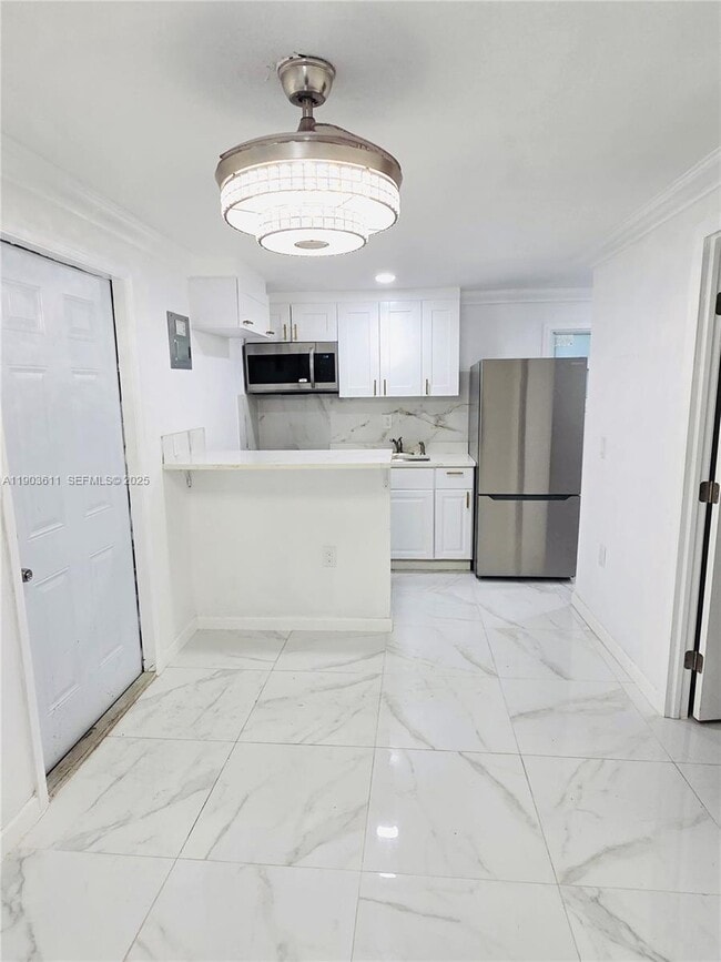 Building Photo - 730 NW 177th Terrace