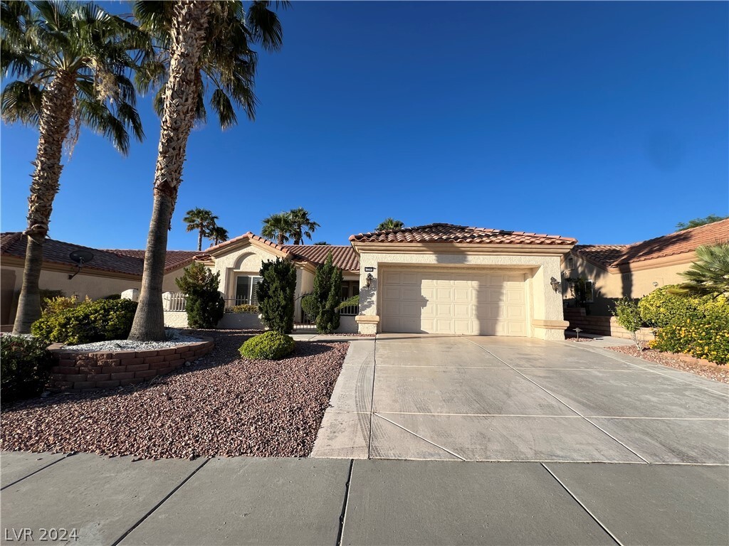 Primary Photo - 10041 Woodhouse Dr