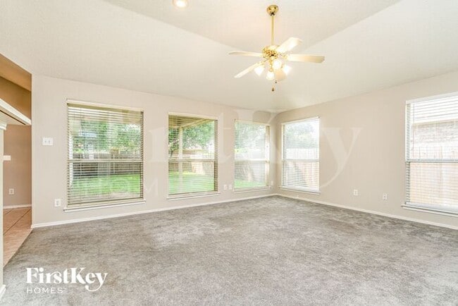 Building Photo - 4814 Red Birch Dr