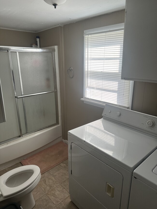 Foto del edificio - 737 N King St