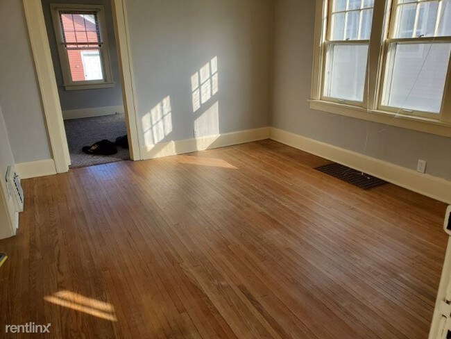 Building Photo - 2 br, 1 bath House - 126 Clifford Ave