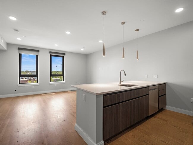 Foto del edificio - 9 Central St