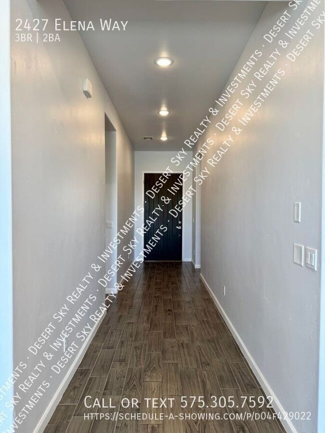 Building Photo - 2427 Elena Way