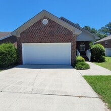 Building Photo - 7800 Cypress Island Dr