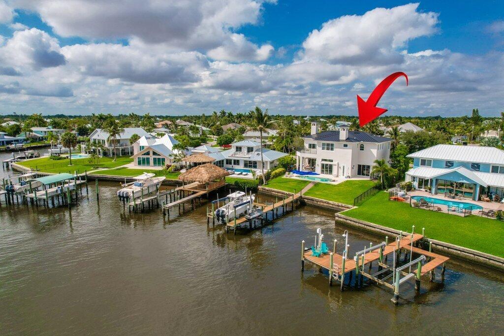 Foto principal - 32 SW Riverway Blvd