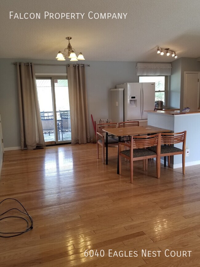 Building Photo - Vista Grande Terrace Home - Lease Pending!