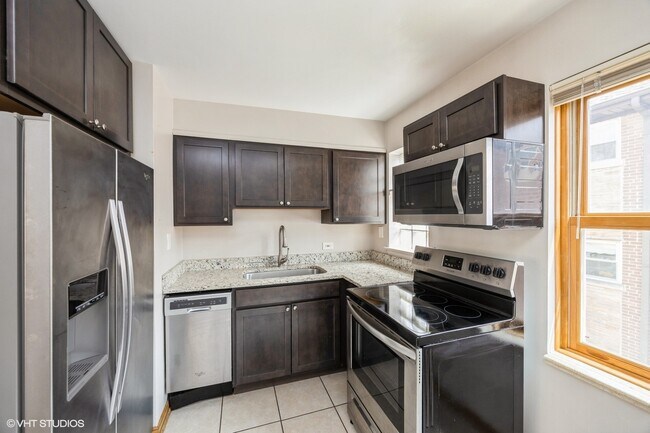 Foto del edificio - 3024 Harlem Ave