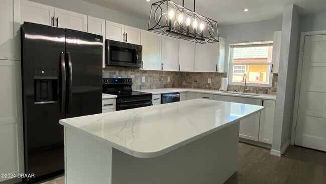 Foto del edificio - 1510 Ocean Shore Blvd