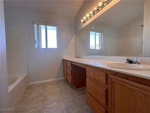 Building Photo - 2053 Smoketree Village Cir