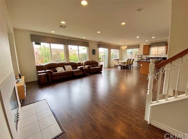 Building Photo - 9280 Meridian Ln