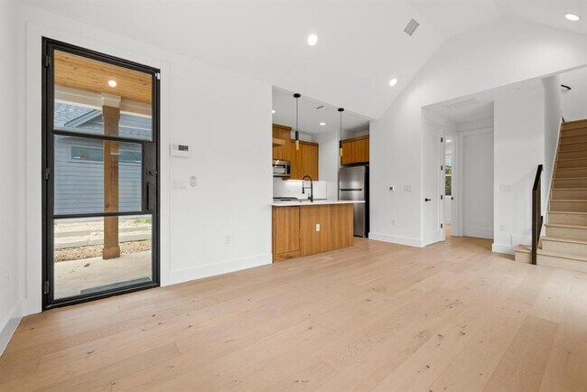 Foto del edificio - 7706 Watson St