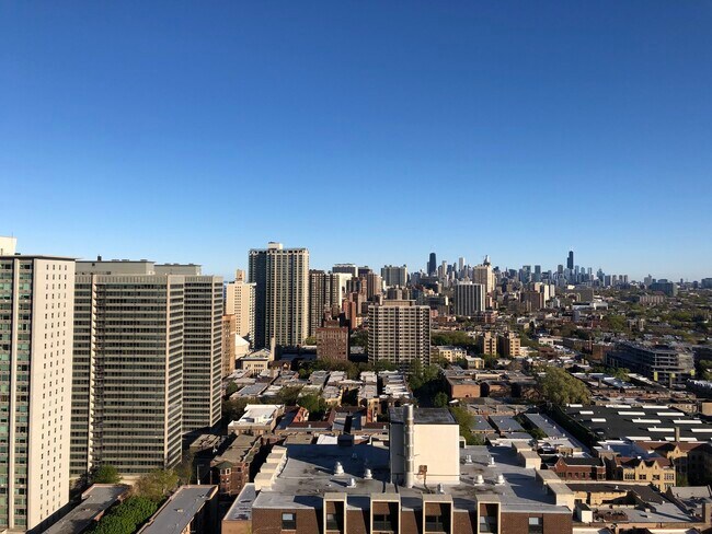 Foto del edificio - 3660 N Lake Shore Dr