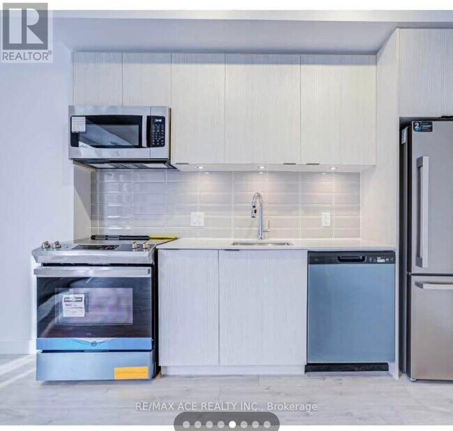 Photo du bâtiment - 176 Clonmore Dr