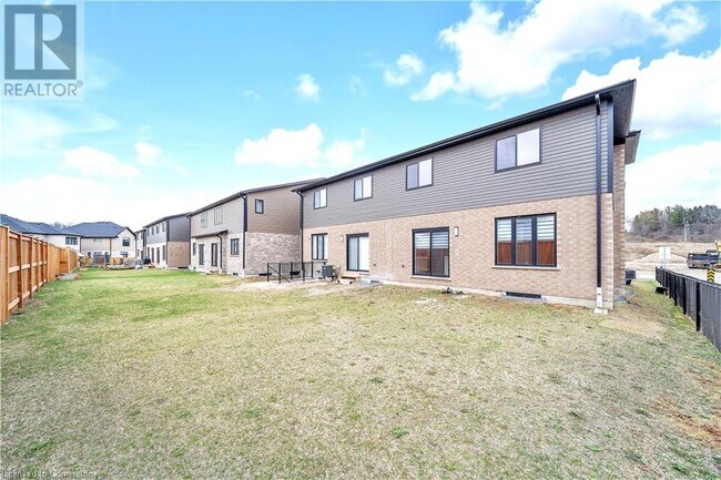 Photo du bâtiment - 154 Otterbein Rd