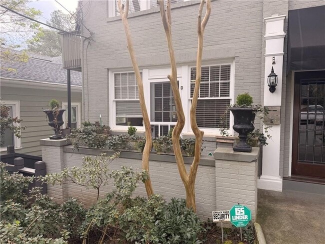 Foto del edificio - 71 Maddox Dr NE