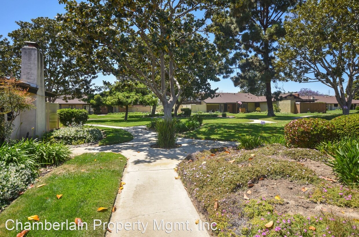 3 br, 2 bath House 448 Parkside Drive