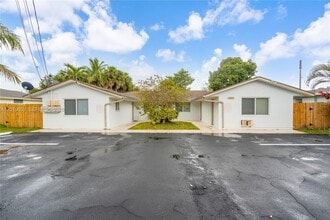 Building Photo - 645 NW 15th Ave
