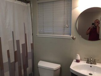 Building Photo - 2499 Alveswood Cir