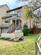 Building Photo - 2315 Kingbird Ln