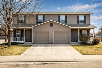Building Photo - 1743 Rowan Ln