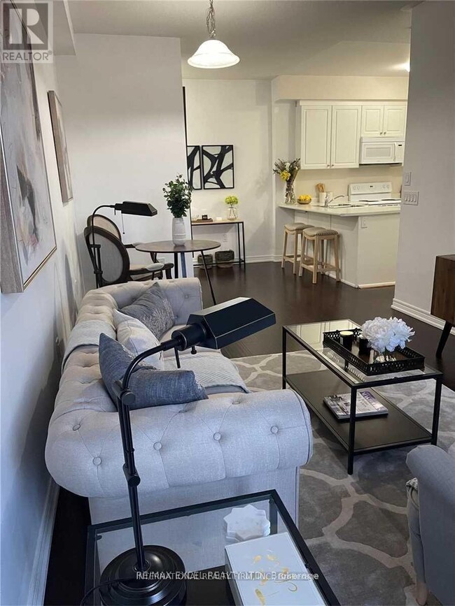 Building Photo - 276 Littlewood Dr