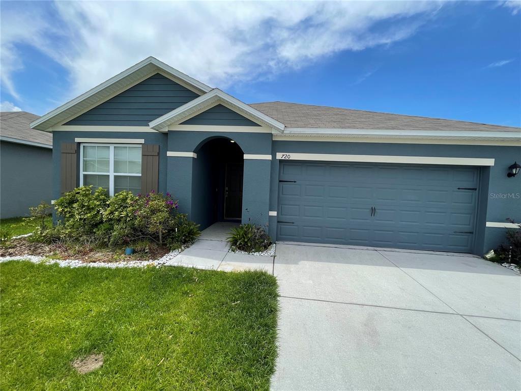 Foto principal - 720 Kindred Ln