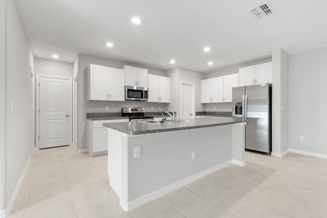 Foto del edificio - LIKE NEW Home For Rent in Touchstone!