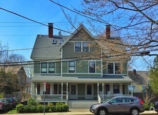 Building Photo - 40 Cushing St