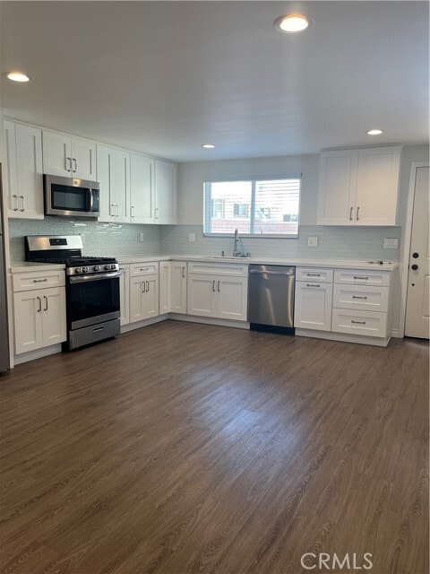 Building Photo - 6301 S Harcourt Ave