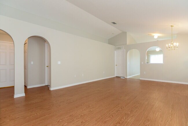 Foto del edificio - 17047 Ongar Ct