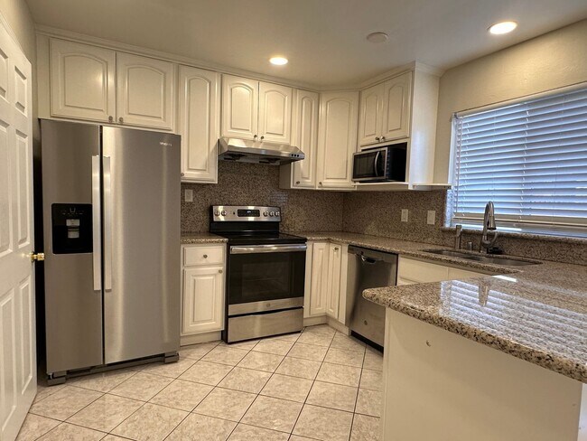 Foto del edificio - 27755 Del Norte Ct