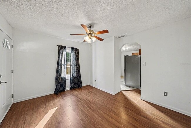 Foto del edificio - 816 W Minnehaha St