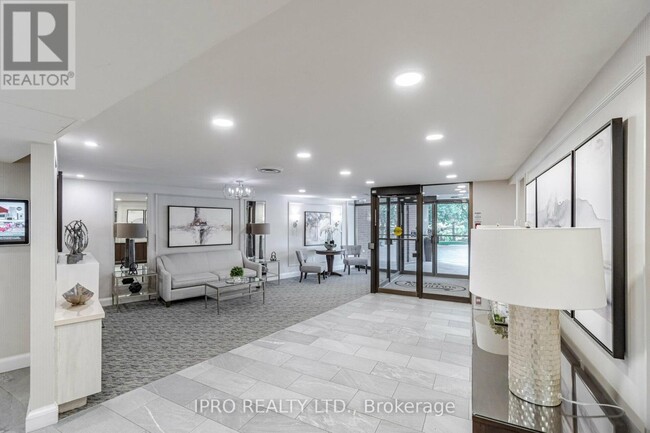 Building Photo - 1230-1230 Marlborough Ct