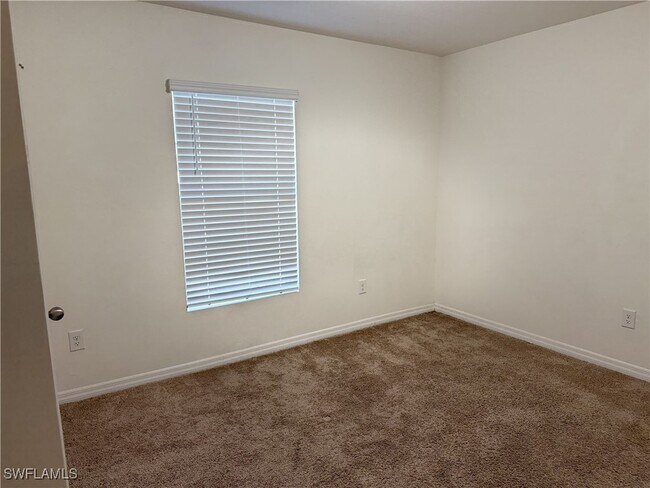 Foto del edificio - 1814 NE 40th Ln
