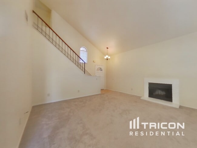 Foto del edificio - 217 Sunhaven Dr