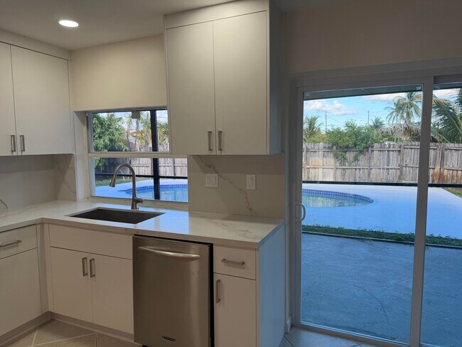 Foto del edificio - 4200 NW 37th Terrace