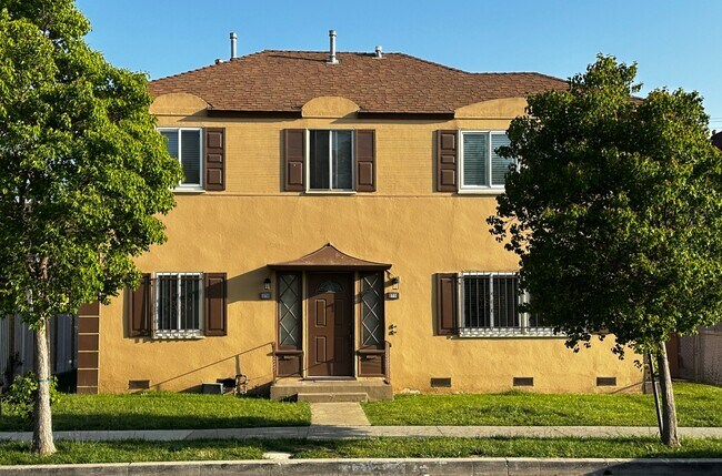 Foto del edificio - 2708 W 85th St
