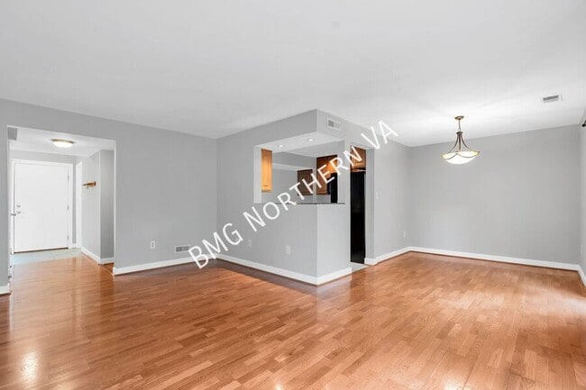 Building Photo - 1790 Ivy Oak Square