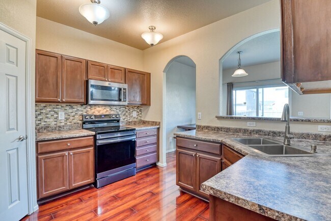 Building Photo - Spacious 5-Bedroom Home in Peyton with Off...