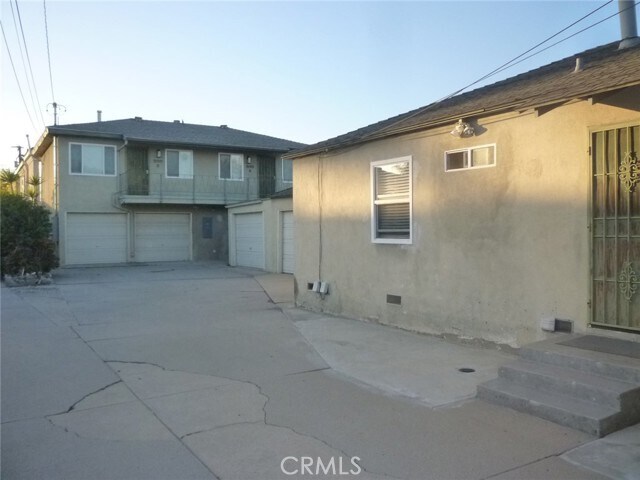 Building Photo - 15919 Dalton Ave