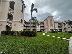Building Photo - 9170 Southmont Cove