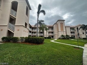 Building Photo - 9170 Southmont Cove