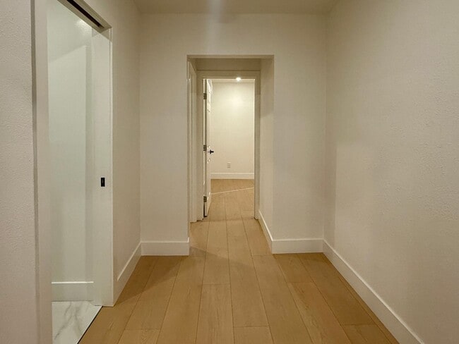 Building Photo - Charming Remodeled 2 Bedroom 1 Bathroom Upstairs Apartment in Downtown San Jose