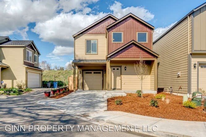 Primary Photo - 3 br, 2.5 bath House - 4228 NE 34th Way