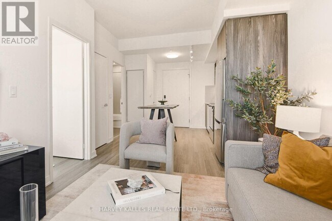 Photo du bâtiment - 100 Eastdale Ave