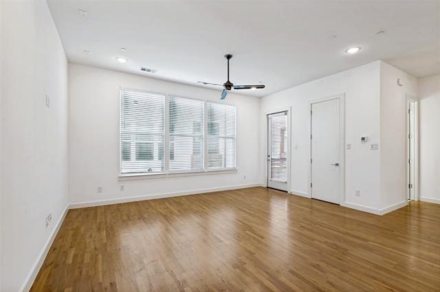 Foto del edificio - 1510 N Washington Ave