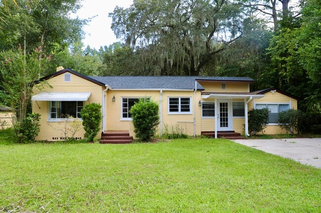 Magnolia Heights - Magnolia Heights House