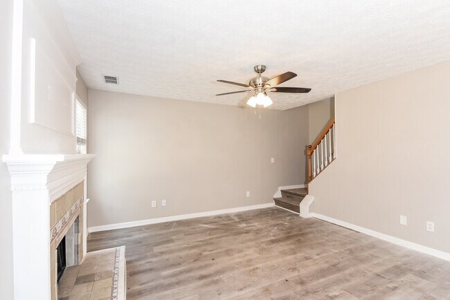 Foto del edificio - 2809 Golden Club Bend