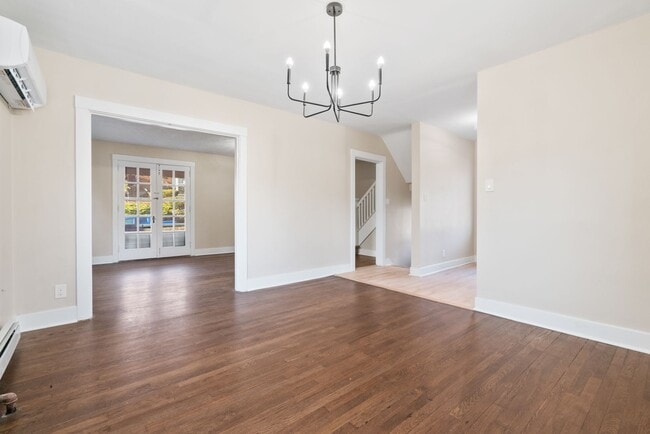 Photo - Newly Renovated 3 Bedroom home in East Pittsburgh available now!