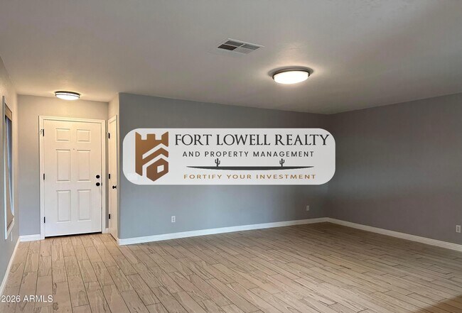 Foto del edificio - 1401 S 228th Ln